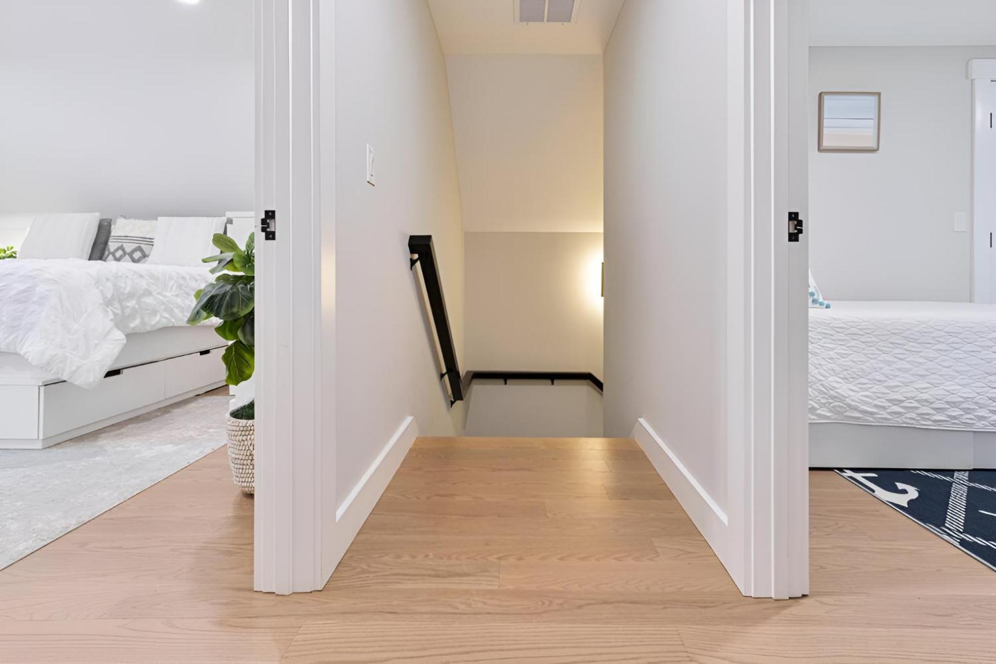 Renovated & Sophisticated Near & Shops! * Barnstable