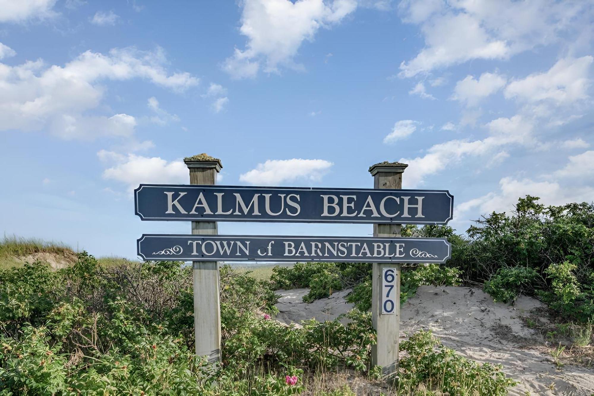 Renovated & Sophisticated Near & Shops! * Barnstable